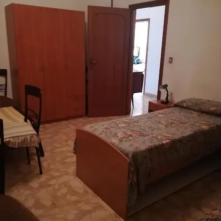 Marando Guest house *